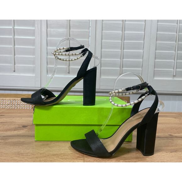 Sam Edelman Yanelli Embellished Ankle Strap Sandals Black Silk Size 8.5 NIB - Picture 3 of 12